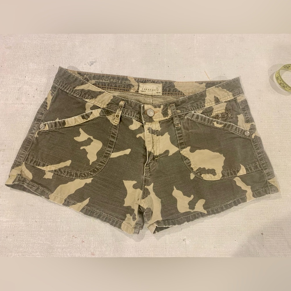 Sanctuary Women's Camouflage Cargo Shorts